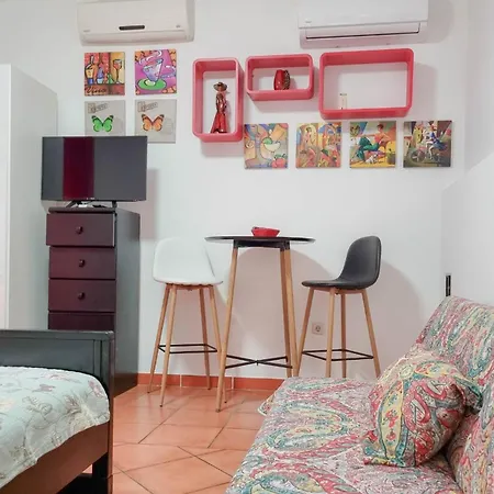 Marina No. 4 Apartment
