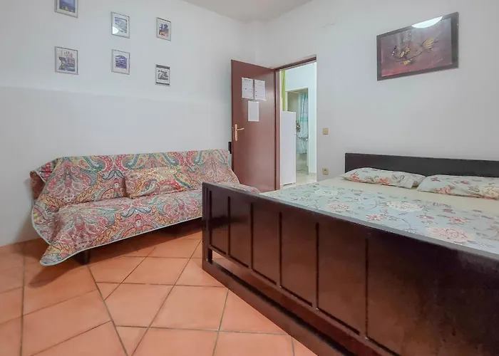 Marina No. 4 * Novigrad Istria